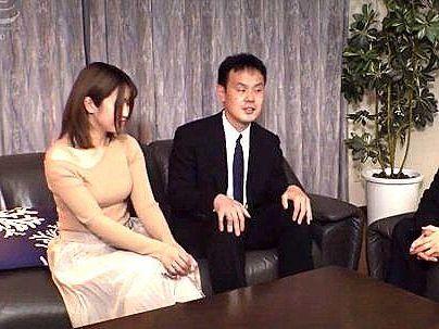 ＜若妻NTR！＞ダメです…ｲﾔ！清楚な感じの美人若い奥さん！夫の弱みから他人棒でＮＴＲ持ち込まれるぞ！！！！