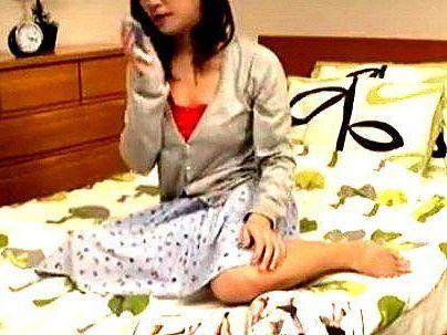 ＜柳田やよい！＞「私がしてあげる…♡！」淫乱すぎる美人な美魔女義母！童貞チンポ禁断ファックに！！！