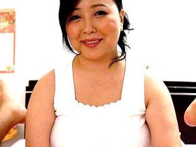 ＜寺島志保！＞「デブ、ブス、ババア登場だな！！」おデブの爆乳オバサンママ！息子とやっとるぞ！！！