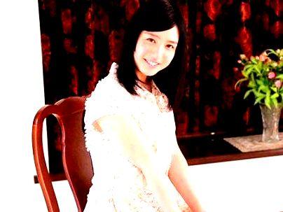 ＜AVデビュー！！！＞まだまだ、若い頃だの～！今や肛門ファックまでする人気女優！AVデビュー作だぞ～！！！