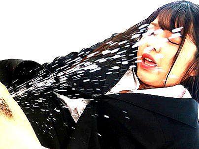 ＜イキ潮！＞「出ちゃうのん…」清楚な感じの就活女子大生JD！エロ行為で大量潮ふきとかヤバいだろ！！