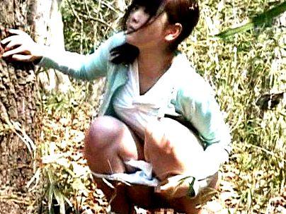＜野しょん！＞「ヤメテクダサイ…」ションベン我慢限界の女子！野ション狙われて犯されレイプされっぞ！！！