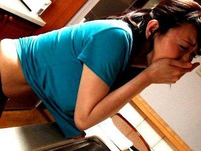 ＜人妻熟女！＞「凄いいの…」優しいい感じの極エロ奥さんママ！息子の童貞と近親ファックになるぞ！！