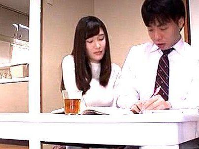 ＜逆即ハメ！＞「みたわね？」お風呂をのぞかれた奥さん！逆エロ行為っで隣人若い男とやるぞ～！！