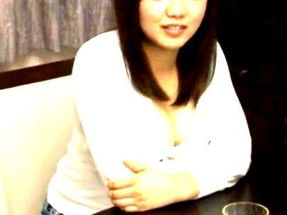 ＜巨乳過ぎる妹！！＞お兄ちゃん…♡クソエロ可愛い妹ボイン！家族に秘密の近親相姦おっぱじめるぞ！！
