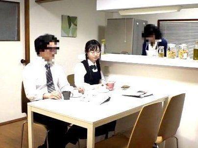 ＜お受験女子＞「媚薬使うぞ～！」勉強頑張る眼鏡女子！媚薬使われて勉強どころではないぞ～！！！