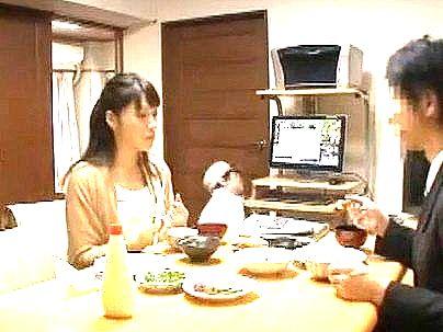 ＜美人若妻！＞「興奮しちゃうの…」清楚な感じの奥さん！業者に媚薬犯されレイプされっぞ！！！