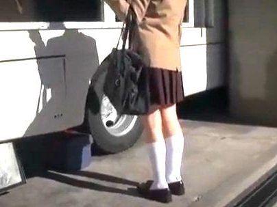 ＜現役ガチ女子●生！＞ここですか？？ＭＭ号過去１クラスの可愛い女子！勿論騙されてエロ行為持ち込まれる！！