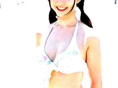＜マジックミラー号！＞「なつき、２０歳・・・登場！」ビキニ姿の女子ゲット！ＭＭ号で混浴からエロ行為発展すっぞ！