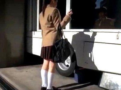 ＜マジックミラー号！＞「ここ乗るんですか？」厳選された可愛い女子！ＭＭ号乗車で騙されてエロ行為に興奮すっぞ！！！