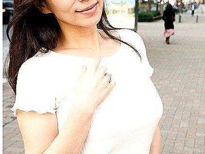 ＜四十路BBA！＞欲しいの…！エロい体の奥さん！義理の息子といけない関係に発展すっぞ(無料エロ動画)