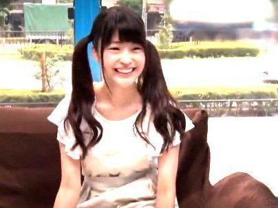 ＜素人ナンパ！＞「２２歳Bカップ・・・かわええ！」クソ可愛い素人女子！質問中にチンポ挿入されちゃうぞ！！