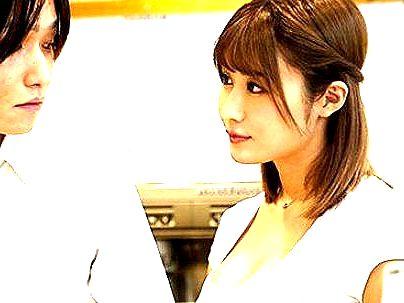 ＜NTRドラマ！＞「内緒で・・・したいの…♡」色気半端ない美人奥さん！バイトの男と禁断交尾シチャウゾ(無料エロ動画)