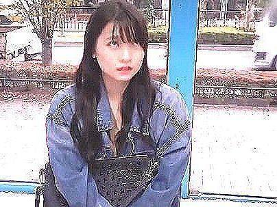 ＜マジックミラー号＞「流行好きのバカな女！」新大久保で余裕でゲットした女子！ザーメン中出し食らうぞ！(アダルト動画)