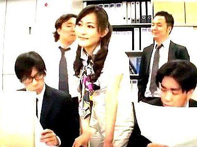 ＜時間停止！＞「これ、最高だろ！」まさかの展開勃発で時は止まる！上司の美魔女をやっちゃうぞ！！！