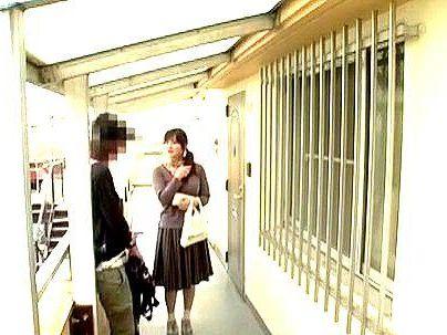 ＜団地人妻！＞「お早うございます…♡」欲求不満の隣人奥さん！若い男子と浮気交尾シチャウゾ(無料エロ動画)