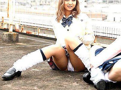 ＜絶対領域！＞まさに・・小悪魔ちゃん！巨乳ニーソのイケイケＧＡＬ！パンティーたまんね～(アダルト動画)