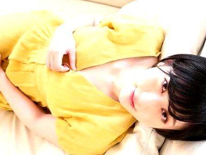 ＜人気ＡＶ女優＞【かわええｗって！】芸能人クラスのショートカット美女！バックファックすっぞ(無料エロ動画)
