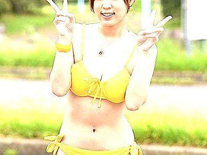 ＜素人ナンパ！＞バカそうな・・女！ビキニＧＡＬゲット！海で口説いてさっそくバカマンコ、、イタダキマス！！！
