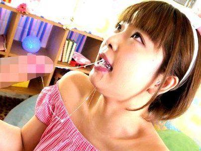 ＜くしいのがいいの…♡！＞「もっとして…」滅茶苦茶エロ可愛い美少女！口マンコ地獄で興奮シチャウゾ！！！