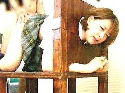 ＜肉便器！＞「もうダメなの…に…・」生徒会長の清楚な感じの制服女子！調教でご覧の通り・・・ヤラレル！！