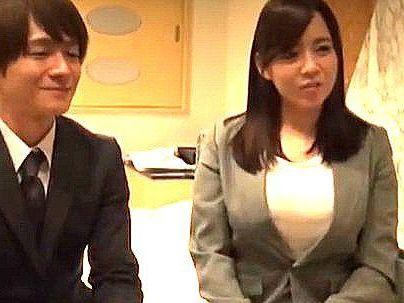 ＜モニタリング企画！＞ない始まるんですか？色気半端ない奥さんOL！後輩男子と企画で浮氣ファックしちゃうぞ(アダルト動画