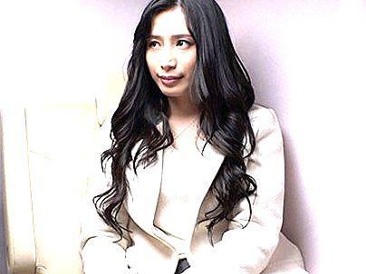 ＜人妻ナンパ！＞「色気半端ないぞｗ！」清楚な感じの黒パンスト美魔女！ホテルでエロ行為発展シチャウゾ(アダルト動画)