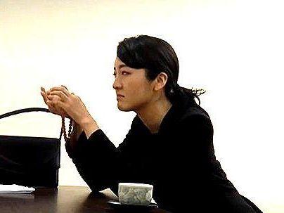 ＜未亡人！＞「このお茶・・・？」喪服きてる清楚な未亡人！薬盛られてガチファックになっとるぞ！！！
