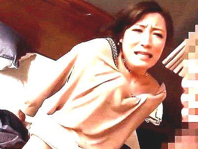 ＜人妻ナンパ！＞「パイ乙・・・エッロ！」くびれボイン色っぽい美魔女！ホテルで浮気ファックしちゃうゾ！！
