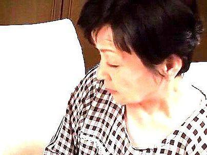 ＜近親相姦！＞「ガチのオバアチャン？！」ブスのBBAおばあちゃん！孫とやっとるぞ(アダルト動画)