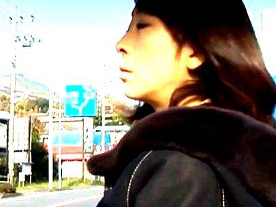 ＜ヘンリー塚本！＞「欲しいの…」欲求不満の美魔女オバサン！義父と近親相姦エチエチシチャウゾ(アダルト動画)