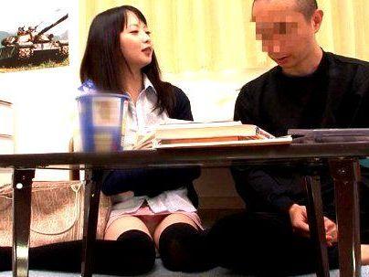 ＜家庭教師！＞やるき０の家庭教師！寝ているから・・・チンポで制裁ファックシチャウゾ(アダルト動画)
