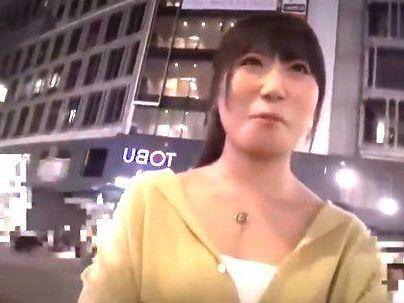＜マジックミラー号！＞え？これからですか？！芸能人似のボイン巨乳美少女！ＭＭ号でセックスの練習でもちろん・・