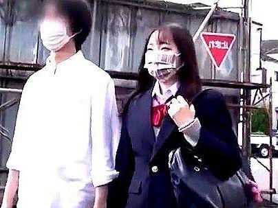 ＜女子○生限定！＞「彼氏大好きなの…♡！」クソ可愛い制服女子の彼女！彼氏のチ○ポ当て企画でNTRファック持ち込まれる！！