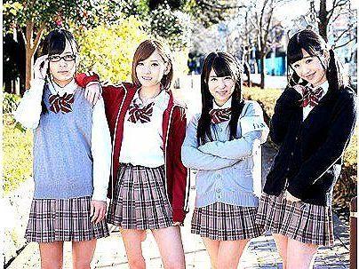 ＜ハーレム！＞「たまんね～ぞ、コレ！」ｓｅｘに興味出してる制服女子！M男チンポでお楽しみ～ｗ！