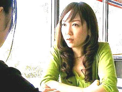 ＜ヘンリー塚本！＞「レズ・・しましょ・・・」色っぽい感じの人妻奥さん！レズ行為でからまり興奮してっゾ(アダルト動画)