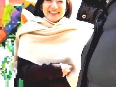 ＜熟女ナンパ！ ＞「わたしですか？！」街でゲットした奥さん！なし崩し的浮氣不倫エチエチシチャウゾ！！！