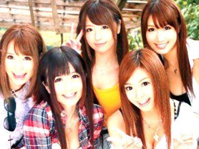 ＜ハーレム！＞「最高すぎるでしょ！」淫乱すぎ美乳おっぱい美女達！ハーレム状態たまんね～ぞコレ！！