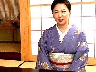 ＜四十路熟女！＞「着物ババア、登場！」ぽっちゃりオバサン伯母！エロ行為で興奮シチャウゾ(アダルト動画)