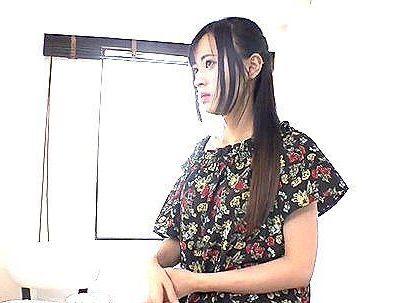 ＜配達員！＞「たまんね～ぞこの子ｗ！」滅茶苦茶可愛い女子配達員！口説いてザーメンナカ出しになっとるぞ！