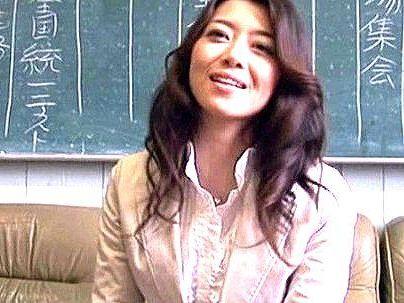 ＜先生！＞「最高でしょｗ！」グラマラスボイン人気AV女優！母校でエロ行為見せチャウゾ！！