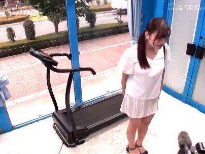 ＜マジックミラー号！＞「何するんですか？」巨乳ぽっちゃり可愛い女子！ＭＭ号でエロマッサからエロ行為に持ち込まれるぞ！！！