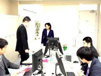 ＜綾瀬麻衣子！＞「私の体で・・・」高慢な感じの奥さん女上司！恥辱謝罪でNTRファック持ち込まれるぞ！！