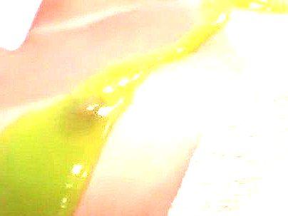 ＜マジックミラー号＞「お尻・・ダメですよ…」ピチピチの10代可愛い水着娘！企画で性感マッサの餌食になっちゃうゾ！！