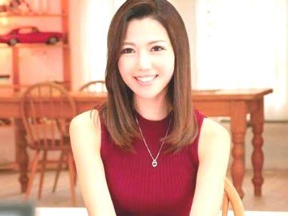 ≪元モデル≫【本物素人妻？・・・デビューだと？】元モデルの滅茶苦茶綺麗な奥さん！AV出演とか・・・金困ってるのか？？