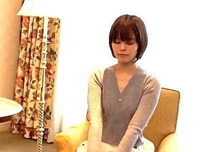 ＜凄テク我慢企画＞「１００万円貰えるんですか？」金に釣られたバカすぎる女！勿論男優にガチファックに！！！