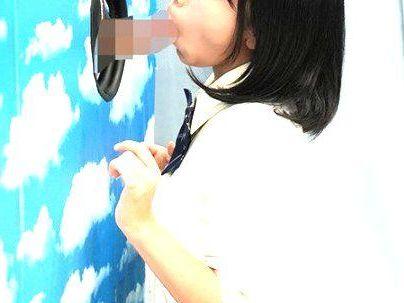 ＜マジックミラー号＞「このチンポかな？かれの…♡」味見してる可愛い彼女！彼氏のチ○ポ当て失敗してエロ行為シチャウゾ！！