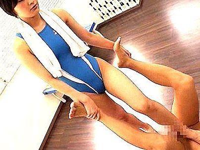 ＜M男調教！＞クソかわええってｗ！ショートカットの貧乳美少女！競泳水着姿で彼氏をM調教楽しんじゃうぞ！！！