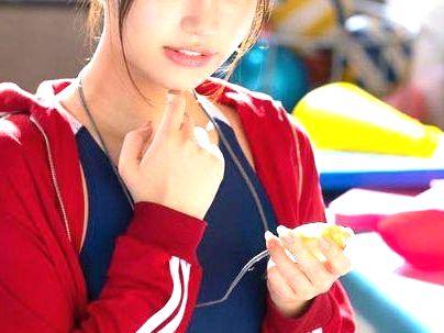 ＜水泳部女子MG＞「頑張ろうね…♡」滅茶苦茶可愛い女子マネージャー！部員チンポお口で性処理シテクレチャウ！！