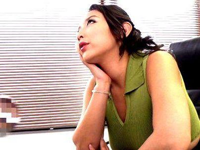 ＜勝気な女社長＞「すごい硬いのね…♡！」淫乱色っぽい女社長！Hなご子息といけない関係に発展すっぞ！